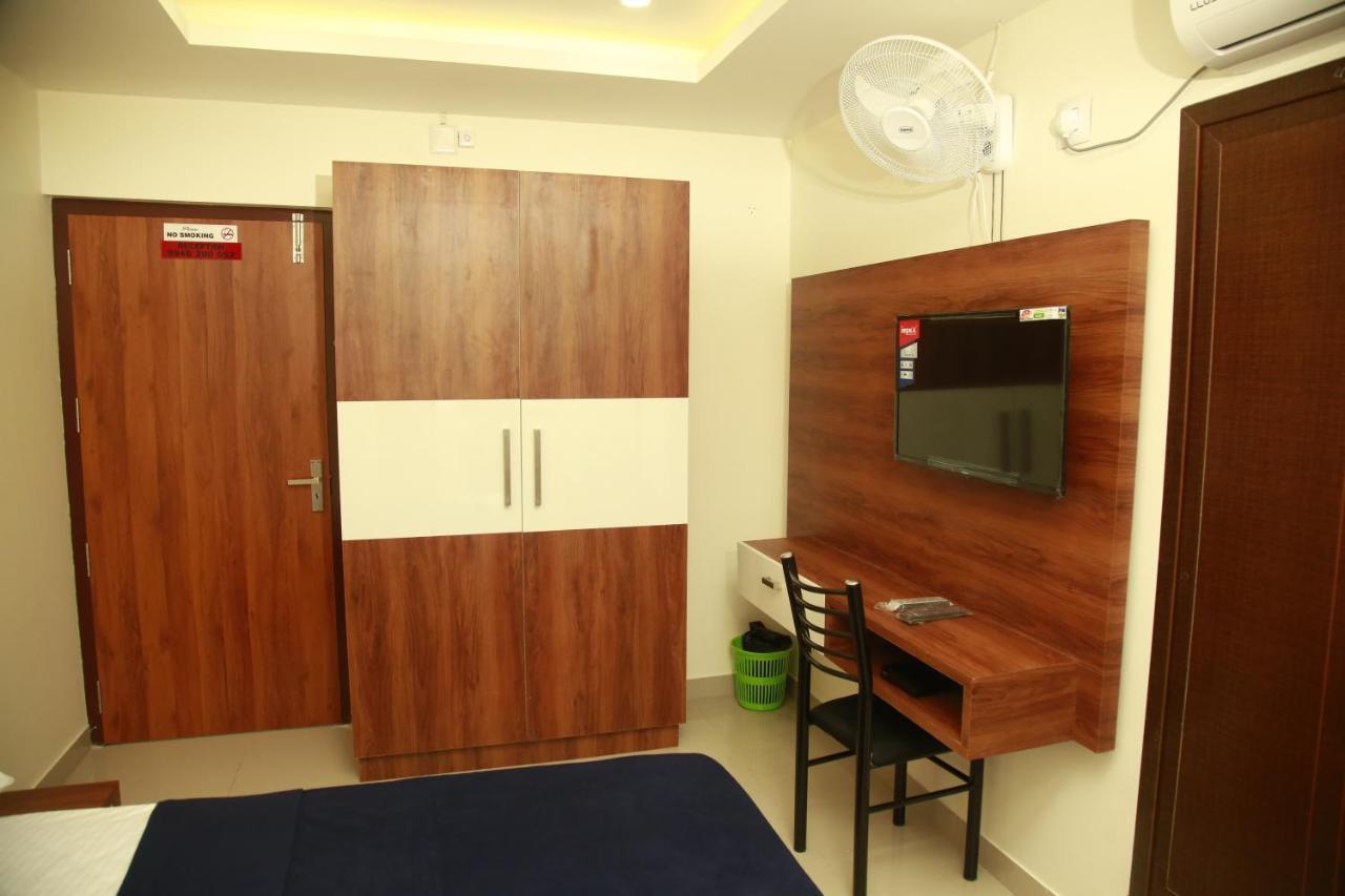 Dreams Residency Manjeri Exterior photo